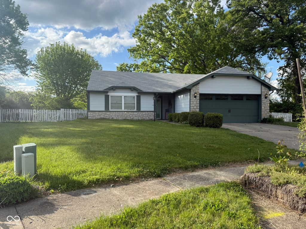 7518 Chris Anne Drive, Indianapolis, IN 46237
