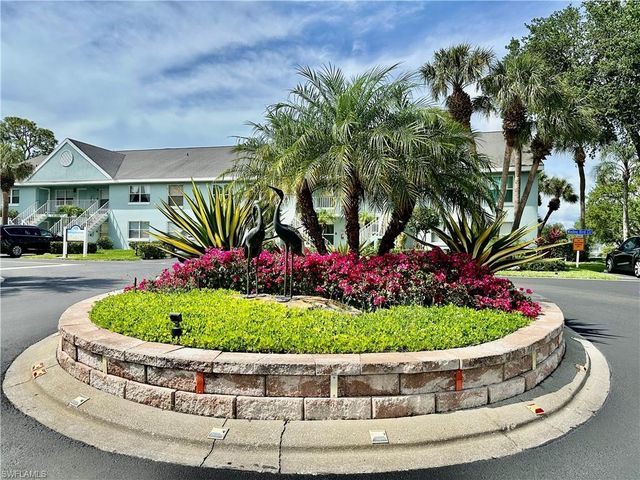 137 Wading Bird CIR F-204, Naples, FL 34110