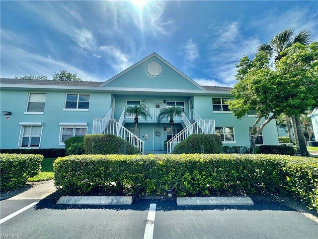 137 Wading Bird CIR F-204, Naples, FL 34110