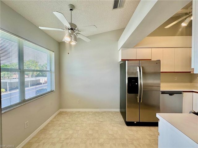 137 Wading Bird CIR F-204, Naples, FL 34110