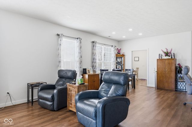 6906 Harbour Woods Overlook, Noblesville, IN 46062