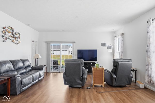 6906 Harbour Woods Overlook, Noblesville, IN 46062