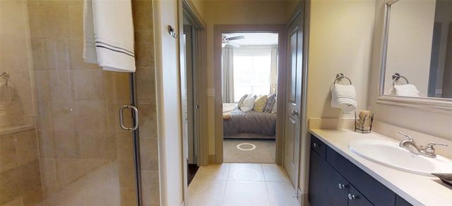 1340 W Gray Street 220, Houston, TX 77019