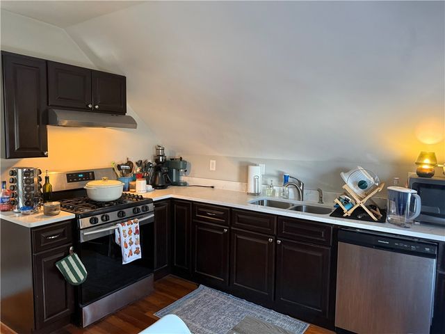 1001 Narragansett Boulevard 1, Providence, RI 02905