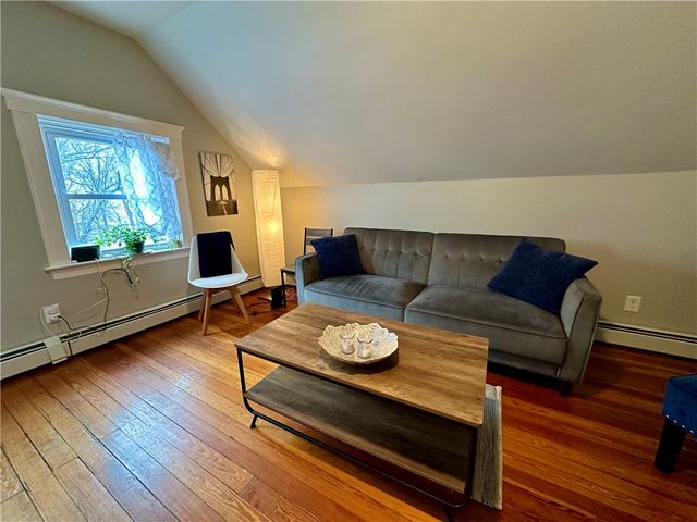 1001 Narragansett Boulevard 1, Providence, RI 02905