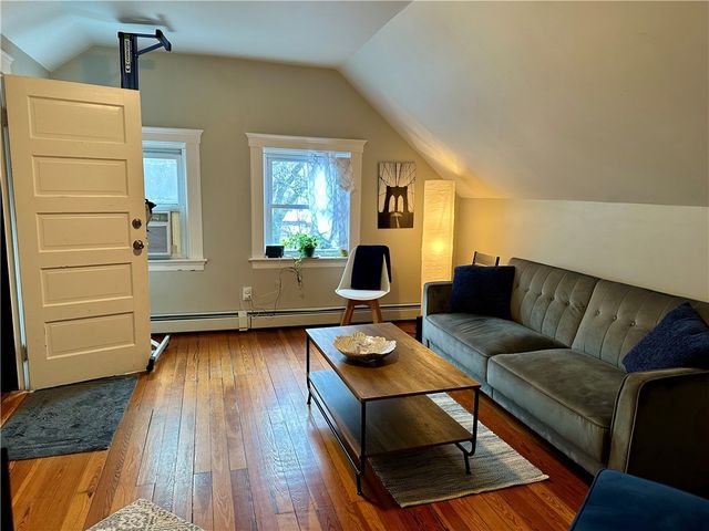1001 Narragansett Boulevard 1, Providence, RI 02905