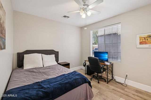 16639 W SAGUARO Lane, Surprise, AZ 85388