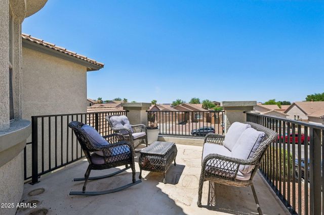 16639 W SAGUARO Lane, Surprise, AZ 85388
