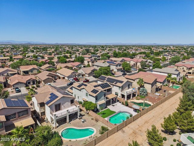 16639 W SAGUARO Lane, Surprise, AZ 85388