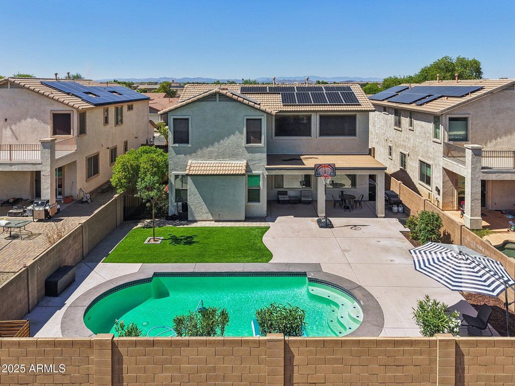 16639 W SAGUARO Lane, Surprise, AZ 85388