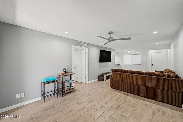 12222 N PARADISE VILLAGE Parkway S 107, Phoenix, AZ 85032
