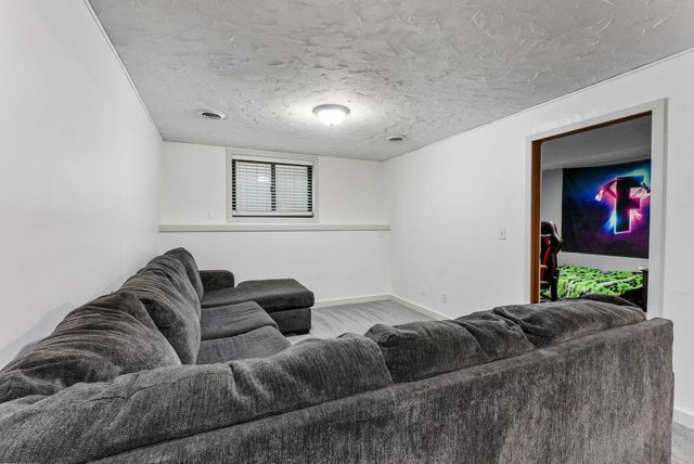 17051 Sunrise Avenue SW, Prior Lake, MN 55372