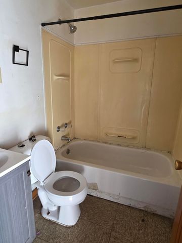 5008 Alexander Avenue, East Chicago, IN 46312