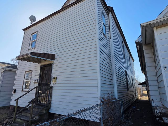 5008 Alexander Avenue, East Chicago, IN 46312