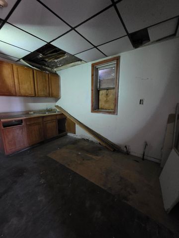 5008 Alexander Avenue, East Chicago, IN 46312