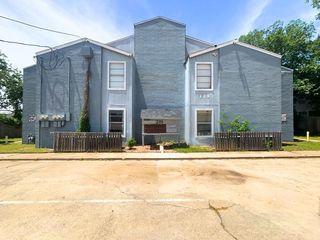 219 Fry Street 4, Denton, TX 76201
