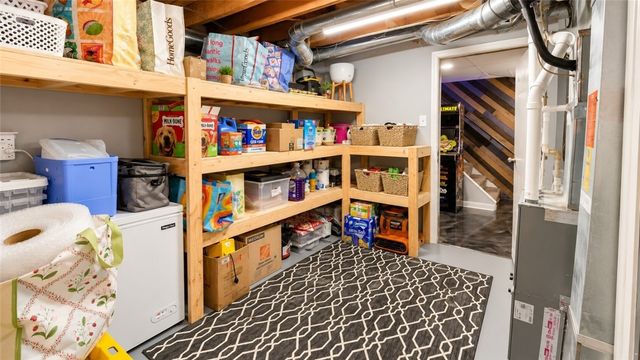 1139 W 11th St, Mckees Rocks, PA 15136