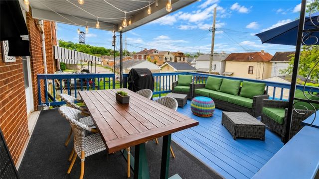 1139 W 11th St, Mckees Rocks, PA 15136