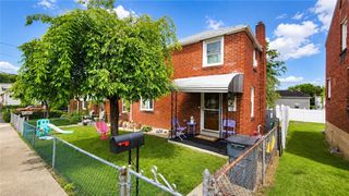 1139 W 11th St, Mckees Rocks, PA 15136