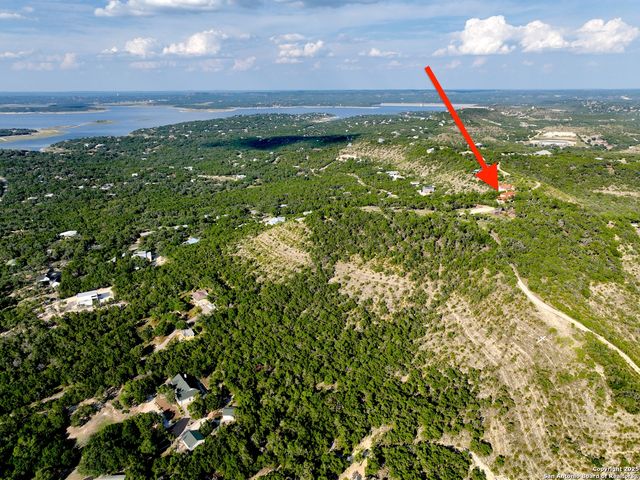 2000 Village Oak, Canyon Lake, TX 78133