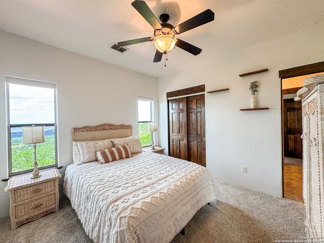 2000 Village Oak, Canyon Lake, TX 78133