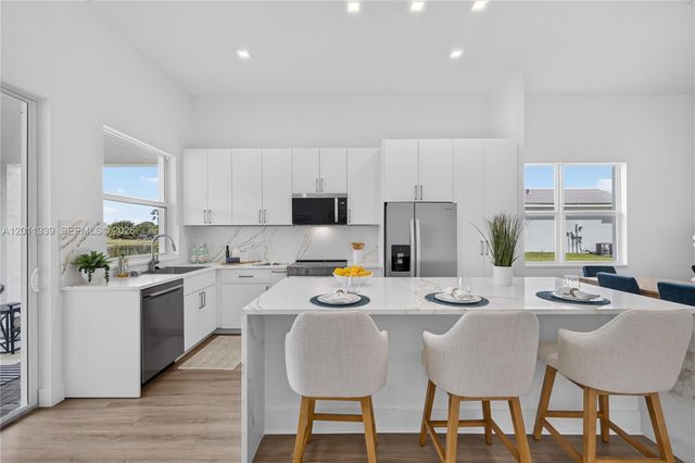 265 SE Via Sangro, Port St. Lucie, Port St Lucie, FL 34952