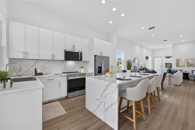 265 SE Via Sangro, Port St. Lucie, Port St Lucie, FL 34952