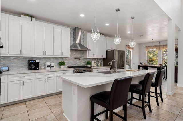 2007 Brookmont Drive, Conroe, TX 77301