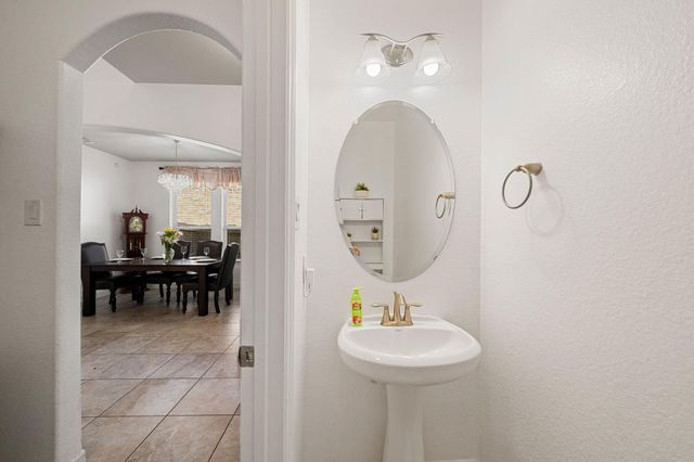 2007 Brookmont Drive, Conroe, TX 77301