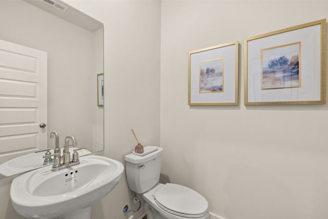 546 Sugarberry Court, Clarksville, TN 37043