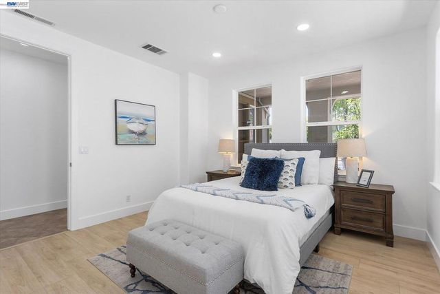4468 Peralta Blvd, Fremont, CA 94536