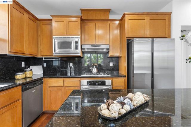 4468 Peralta Blvd, Fremont, CA 94536