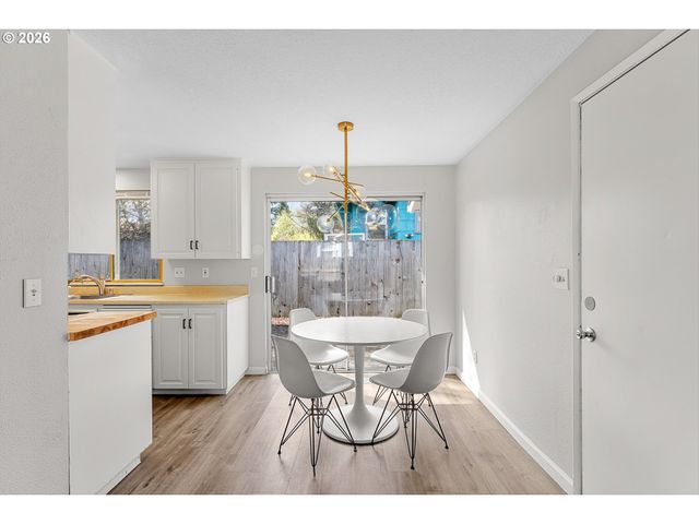 3828 Ne 70TH Ave, Portland, OR 97213