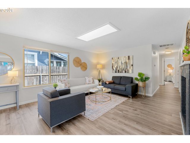 3828 Ne 70TH Ave, Portland, OR 97213