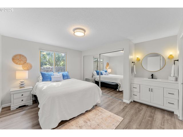 3828 Ne 70TH Ave, Portland, OR 97213