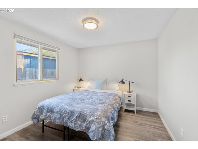 3828 Ne 70TH Ave, Portland, OR 97213