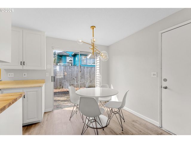 3828 Ne 70TH Ave, Portland, OR 97213