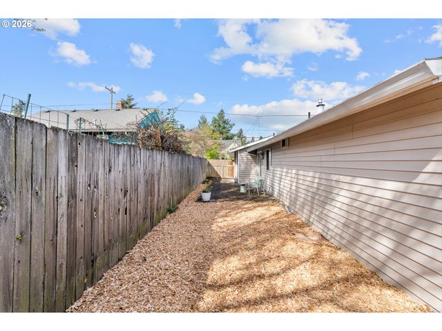 3828 Ne 70TH Ave, Portland, OR 97213