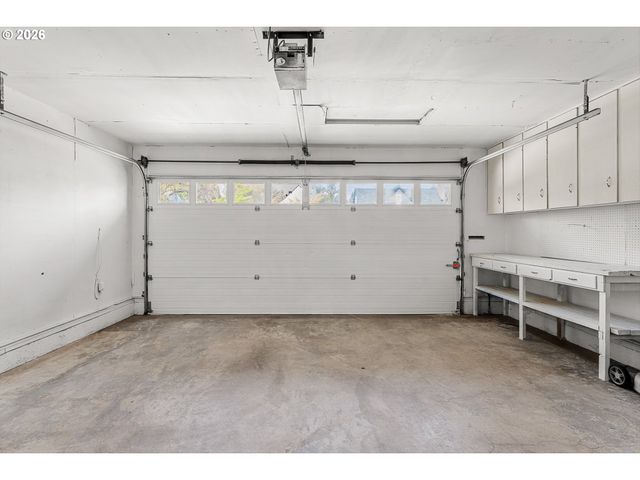 3828 Ne 70TH Ave, Portland, OR 97213