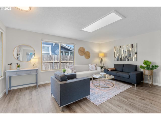 3828 Ne 70TH Ave, Portland, OR 97213