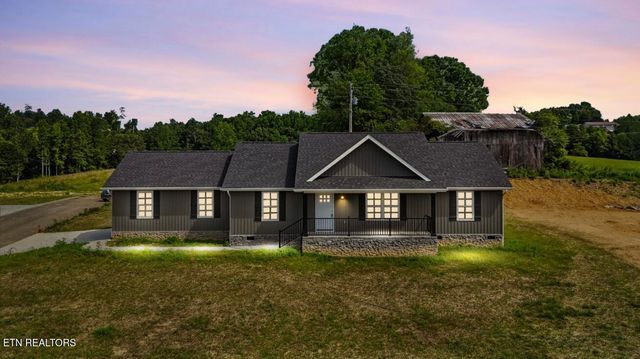 100 JACK St, Tazewell, TN 37879