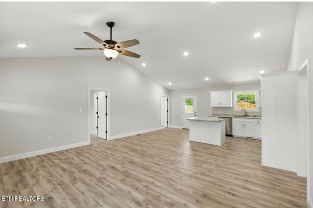 100 JACK St, Tazewell, TN 37879