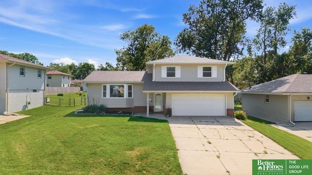 5018 S 94th Street, Omaha, NE 68127