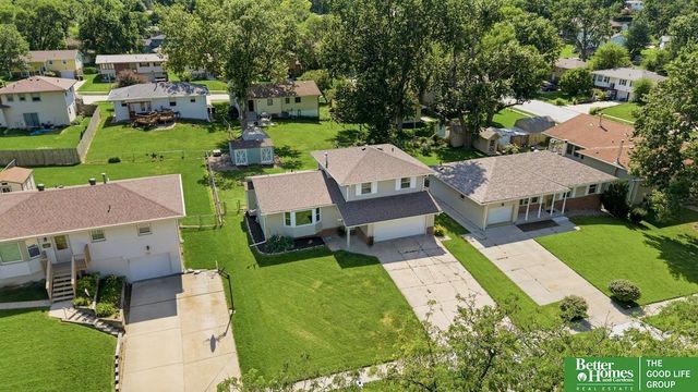 5018 S 94th Street, Omaha, NE 68127