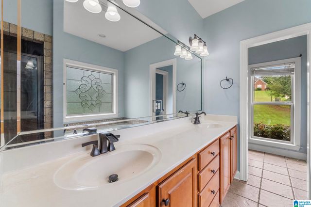 630 EMERALD TRACE, Chelsea, AL 35043