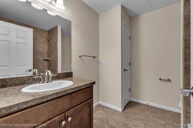 41590 Mitchell Road, Novi, MI 48377