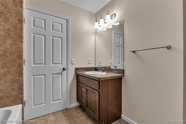 41590 Mitchell Road, Novi, MI 48377