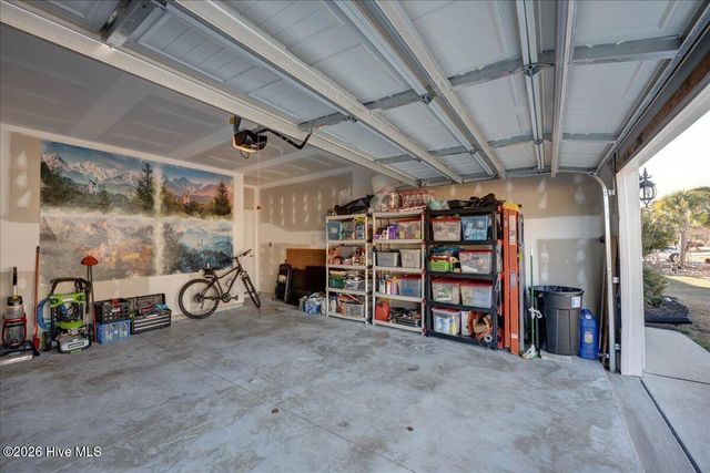 2021 Caracara Drive, New Bern, NC 28560