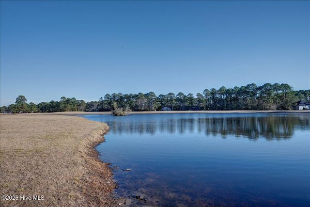 2021 Caracara Drive, New Bern, NC 28560