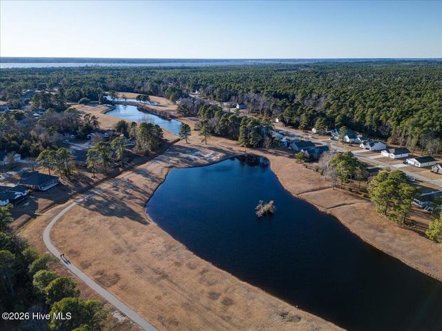 2021 Caracara Drive, New Bern, NC 28560